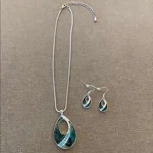 Necklace and earring combo